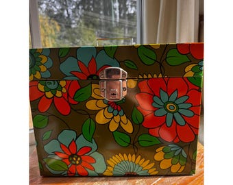 VTG 70s Floral Metal Storage Box Retro Psychedelic Flower Power Tin Trunk Key