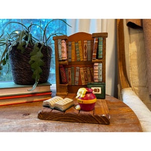 VTG Disney Winnie the Pooh Hunny Pot Library Bookend Nursery Decor Single Resin