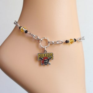 Pittsburgh Pirates Black and Gold Crystal Adjustable Anklet