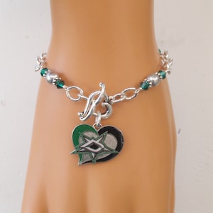 Dallas Stars Silver Pearl Green Crystal Charm Bracelet