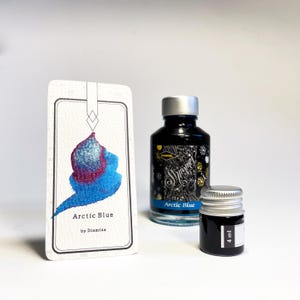 Arctic Blue Shimmering Ink van Diamine - als inktmonster van 4 ml en inktpotje van 50 ml - blauwe inkt voor vulpennen met glans
