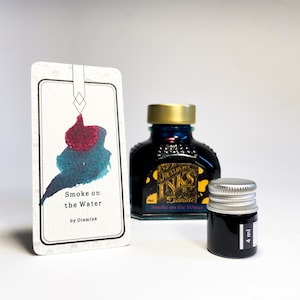 Smoke on the water Sheen Ink van Diamine - als inktmonster en inktpotje - blauwgroen inkt met rode glans voor vulpennen
