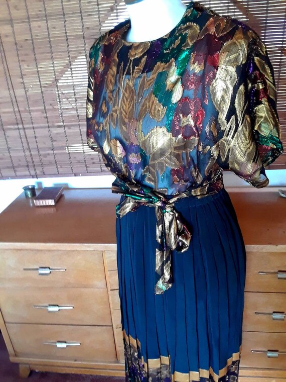 Vintaage 80s 3 piece Co Ord Pleated metallic Skirt