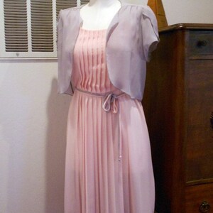 Vintage 80s near sheer Pink and Grey 2pc Flutter sleeve crop jacket and Chiffon Pleated Disco Dress S image 3