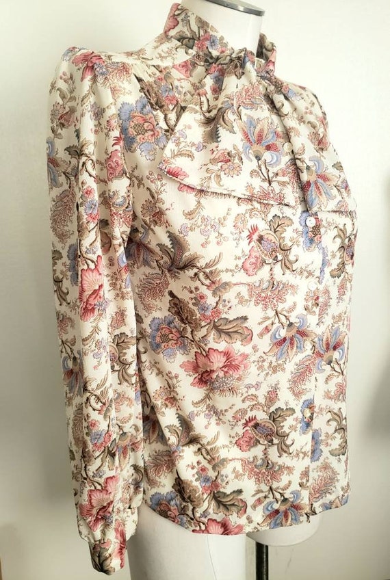 Vintage 70s Teddi of Ca Near Sheer floral Ascot B… - image 2