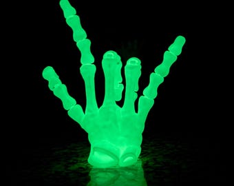 Bone Hand Sculpture – Scary Skeleton Hand Ornament for Halloween Party, Horror Themed Room Decor, Gothic Spooky Accent & Haunted House