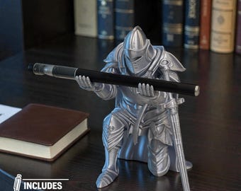 Portalápices, organizador de lápices, decoración para el espacio de trabajo, regalo para él, regalo para el escritorio de la oficina, portalápices Warrior, organizador de escritorio Bold