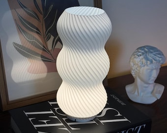 Modern Minimalist Table Lamp – 3D Printed Ambient Light for Bedroom, Living Room or Office – Contemporary Home Decor & Unique Gift Idea