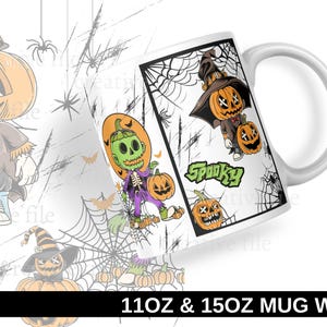 Puede incluir: Taza de cerámica blanca con un diseño temático de Halloween. La taza presenta personajes de calabazas de dibujos animados, telarañas y la palabra "Spooky". El envoltorio de la taza está disponible en tamaños de 11oz y 15oz.