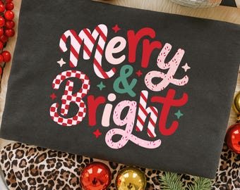 Merry & Bright Candy Cane PNG, Retro Christmas T-Shirt Design, Festive Holiday Quote Sublimation, Red Pink Christmas SVG, Joyful Xmas PNG