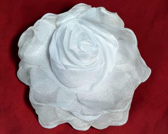 Magnetic hold Flower pin Flower brooch White Fabric flower Women fashion accessory 3” Pinless Posie