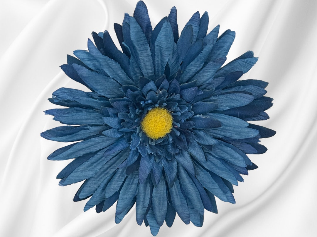 Hold Flower Pin Flower Brooch Navy Blue Spider Gerber Daisy Fabric Flower Pin Pinless
