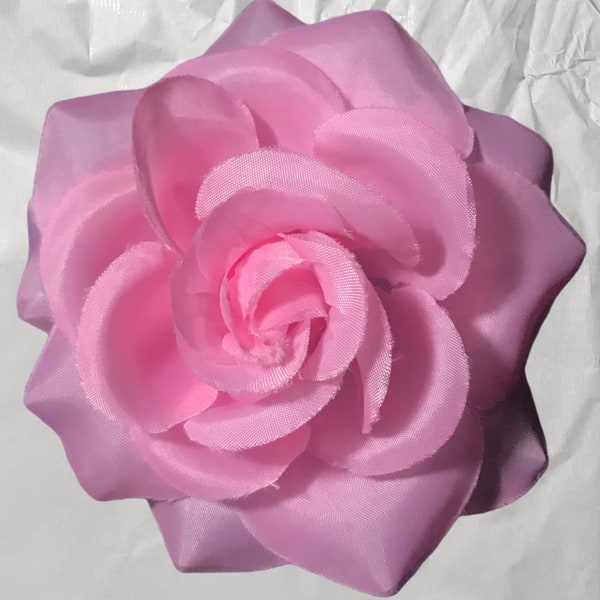 Flower rose pin, Flower rose Brooch, Small Pink Silk Rose Magnetic hold Pinless Posies