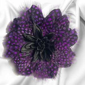 Magnetic hold feather flower pin, feather flower brooch Black dahlia with black with purple polka dot feathers Pinless posies