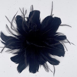 Magnetic hold Feather pin Feather flower Black feather with boa and ostrich feather center feather brooch Pinless Posies