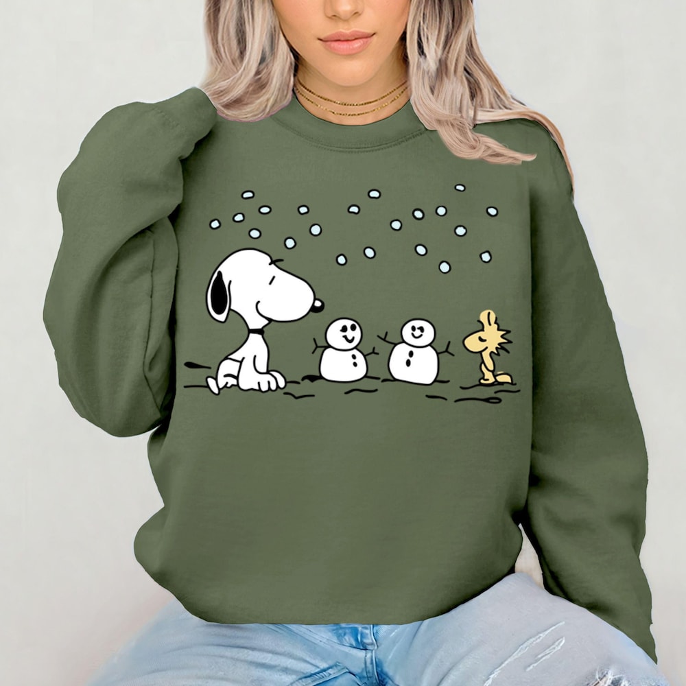 Snoopy Christmas Sweatshirt, Christmas Apparel, Holiday Shirt, Cute Christmas Dog Lover Gift, Dog Christmas Crewneck, Merry Christmas Gift Fashion24Hs