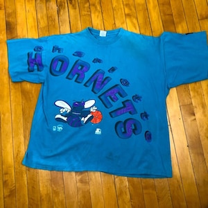Maglietta vintage anni &#39;90 dei Charlotte Hornets