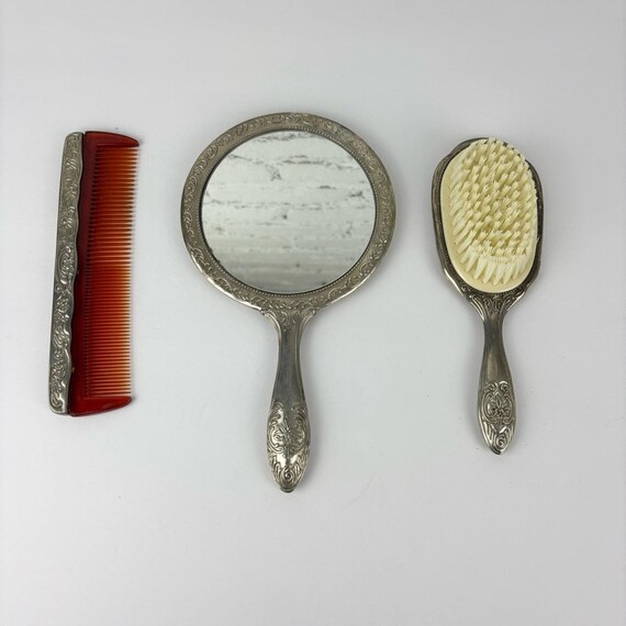 Vintage Silver Plated Brush, Comb, & Hand Mirror Dresser Set  display picture 1