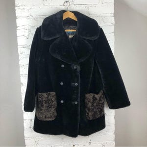Vintage 1970s Styled by Davis of Boston Black Fur Jacket