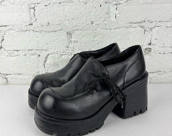 Vintage 90’s Y2K Soda Chunky Platform Heels 6