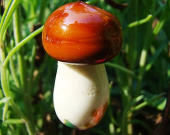 Mushroom       -  Fairy garden glass accessory