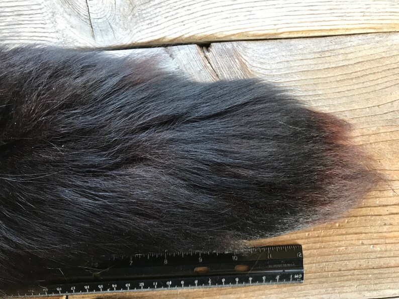 Real Fur 200425-AAA Lot No Brown Dyed Silver Fox Tail