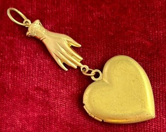 Pendant, Larger Vintage Heart locket Charm, Vintage Locket Charm, Victorian Womans Hand, Vintage Jewelry, Vintage Charm, Locket Pendant
