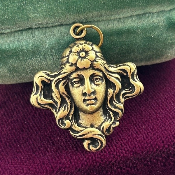 Art Nouveau Woman Face Charm Pendant Flowing Hair With Flower Antiqued Brass Stamping Charms For Bracelets Jewelry For Women Gifts For Her
