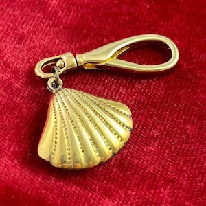Bag Charm With Clip Seashell Charm Necklace Pendant With Clip Purse Charm Puffed Shell Charm Brass Jewelry Bag Accessory Gift For Her Travel