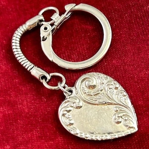 Vintage Heart Charm Keychain Purse Fob Vintage Keychain With Charm Purse Clip Heart Key Chain Gift For Her Accessory For Women Gift For Love