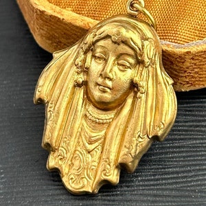 Art deco woman charm, Vintage charm, Art deco style charm, Vintage Jewelry For Women Vintage Brass Stamping Charm Necklace Pendants Women