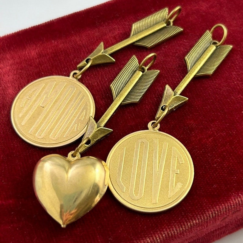 Colgante para mujer, diseño de corazón vintage de latón con forma de corazón, estilo francés, ideal para regalar en San Valentín. imagen 9