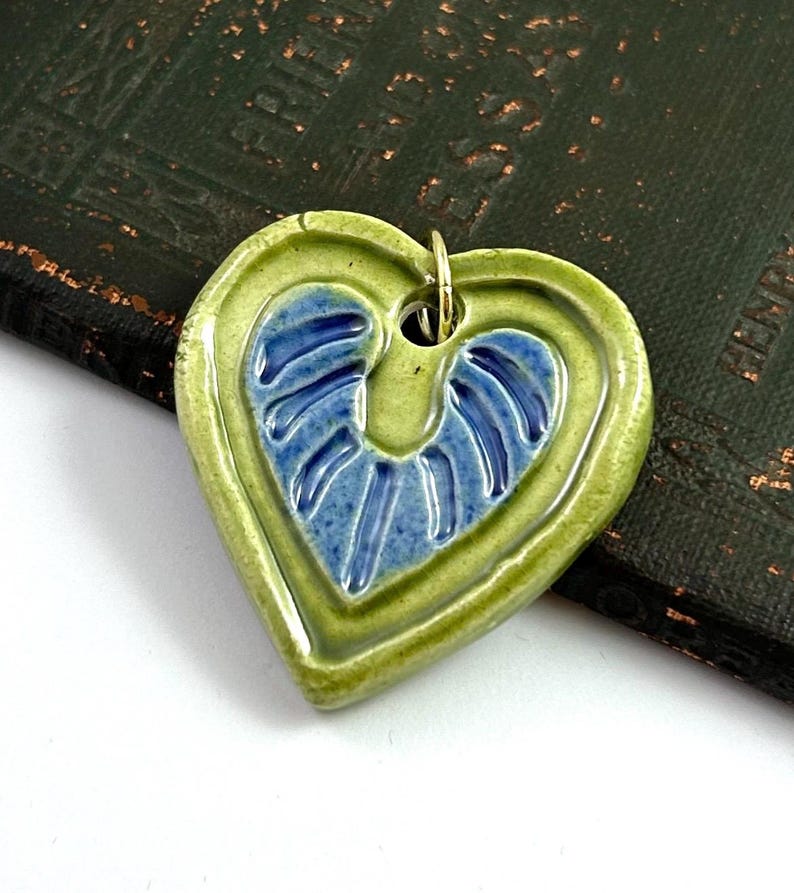 Vintage Jewelry Necklace Pendant Heart Leaf Pendant Hand Painted