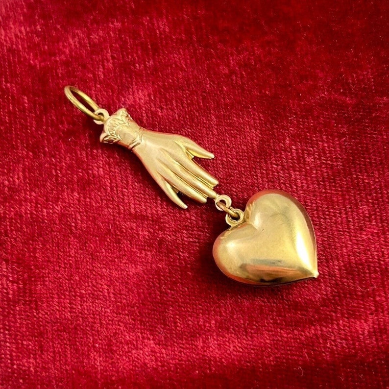 Heart Pendants For Women Vintage Heart Charm Necklace Pendant Heart Jewelry Gifts For Her Brass Puffy Heart Charm Victorian Hand