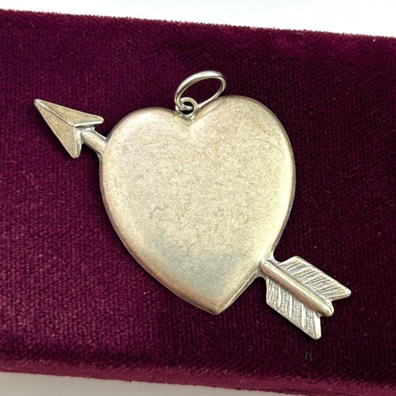 Vintage heart charm necklace pendants for women Cupid heart jewelry gifts for women
