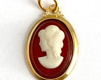 Cameo Charm, Vintage Cameo Charm, Vintage Jewelry, Victorian revival jewelry, cameo charms, cameo jewelry, vintage charms