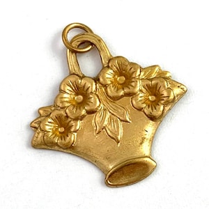 Vintage flower basket Charm, flower Charm, vintage charms, Vintage Brass Charm, brass stamping charm, Vintage Jewelry