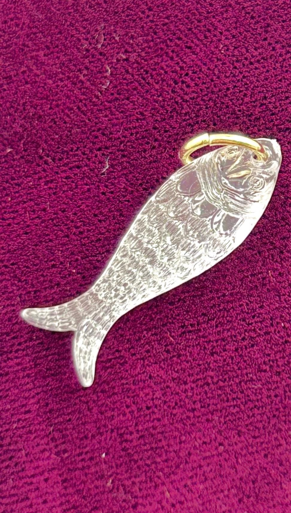 Vintage Fish Charm Vintage Jewelry Pendant Sardine Charm For Bracelet Vintage Pendants For Women Translucent Fish Charm Resin Gifts For Her