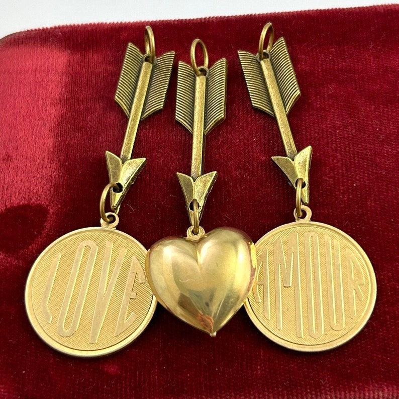 Pendants For Women Love Amour French Love Charm Vintage Puffy Brass Metal Heart Charm Valentines Day Jewelry Gifts For Her Necklace Pendant
