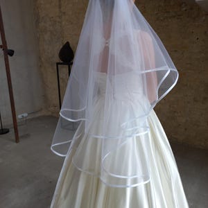 Satin edge veil in blusher veil Short veil ribbon edge veil Wedding veil satin trim veil Bridal veil with satin ribbon knee length veil