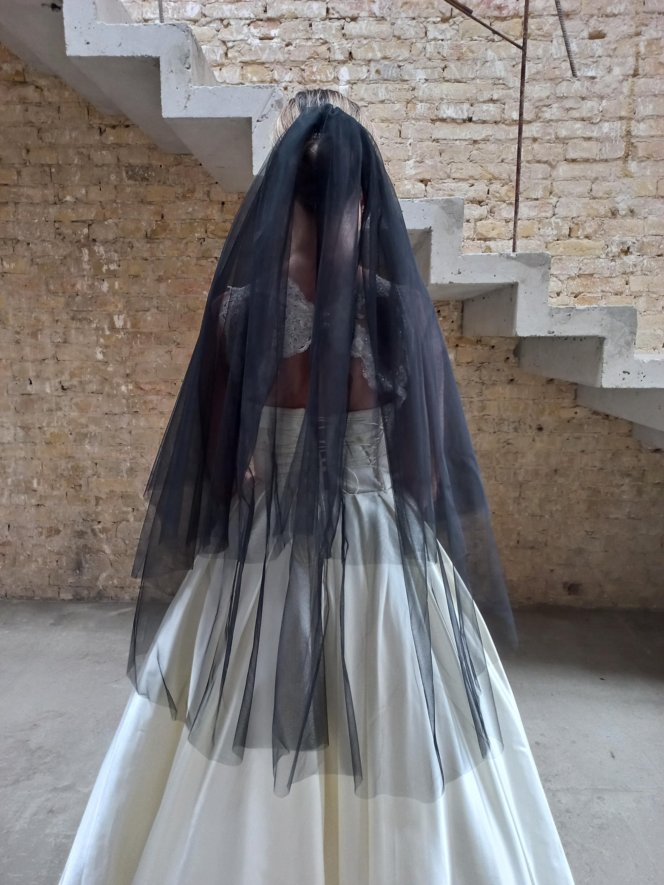 New Handmade Black Wedding Veil Halloween Witch Formal 1 Tier Black Bridal Veil 10ft Long Gothic Sheer Lace  main image 3