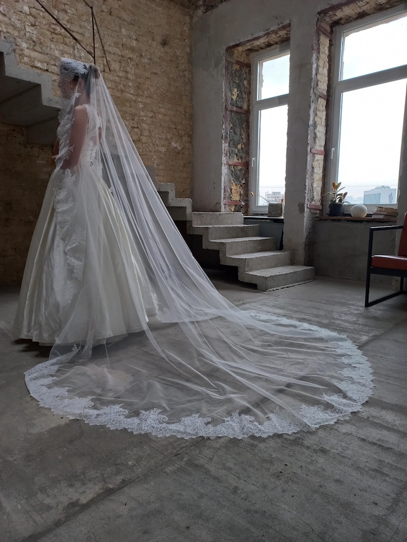 Сathedral veil lace veil trim Wedding veil chantilly lace veil Spanish veil lace trim veil floor length veil Wide mantilla veil lace trim image 7