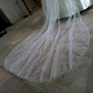 Cathedral veil with pearls Wedding veil edge trim pearl Pearls edge bridal veil Simple bridal veil pearl veil with comb Pearl wedding veil