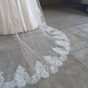 Mantilla veil in lace veil Spanish veil in floor length veil wedding ivory lace trim veil Drop veil in cathedral veil train wedding veil