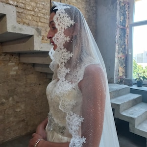 Short mantilla veil lace trim veil Lace veil knee length veil Short bridal veil mantilla veil Glitter veil mantilla lace veil chapel veil