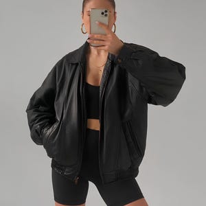 Blouson aviateur streetwear en cuir oversize noir pour femme, veste en cuir de mouton classique pour femme, veste décontractée, streetwear, cadeau pour elle