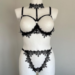 Open cupless cage bra -Lace floral lingerie harness for women Choker necklace, Open cupless bra, Cage bralette, Underwire bra