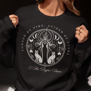 Freyja goddess Freya shirt Goddess Pagan clothing Goddess sweatshirt Norse mythology Freya cat Goddess Freyja Shirt