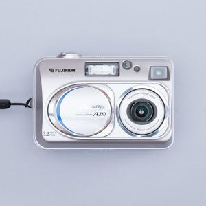 Fujifilm FinePix A210 Compact Y2K Digital Camera