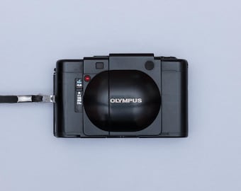 Olympus XA Compact Messsucher Film Kamera mit Zuiko 2,8/35mm Objektiv